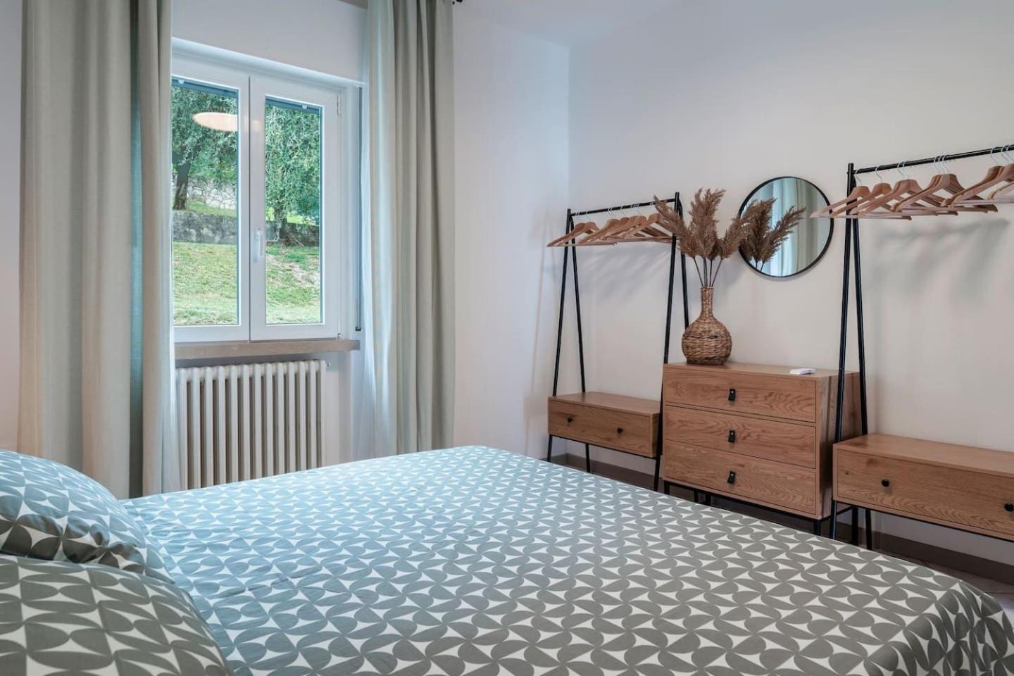 Finestra Sul Lago Malcesine Apt Riva Экстерьер фото
